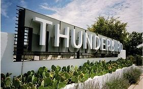 Thunderbird Hotel Marfa Tx